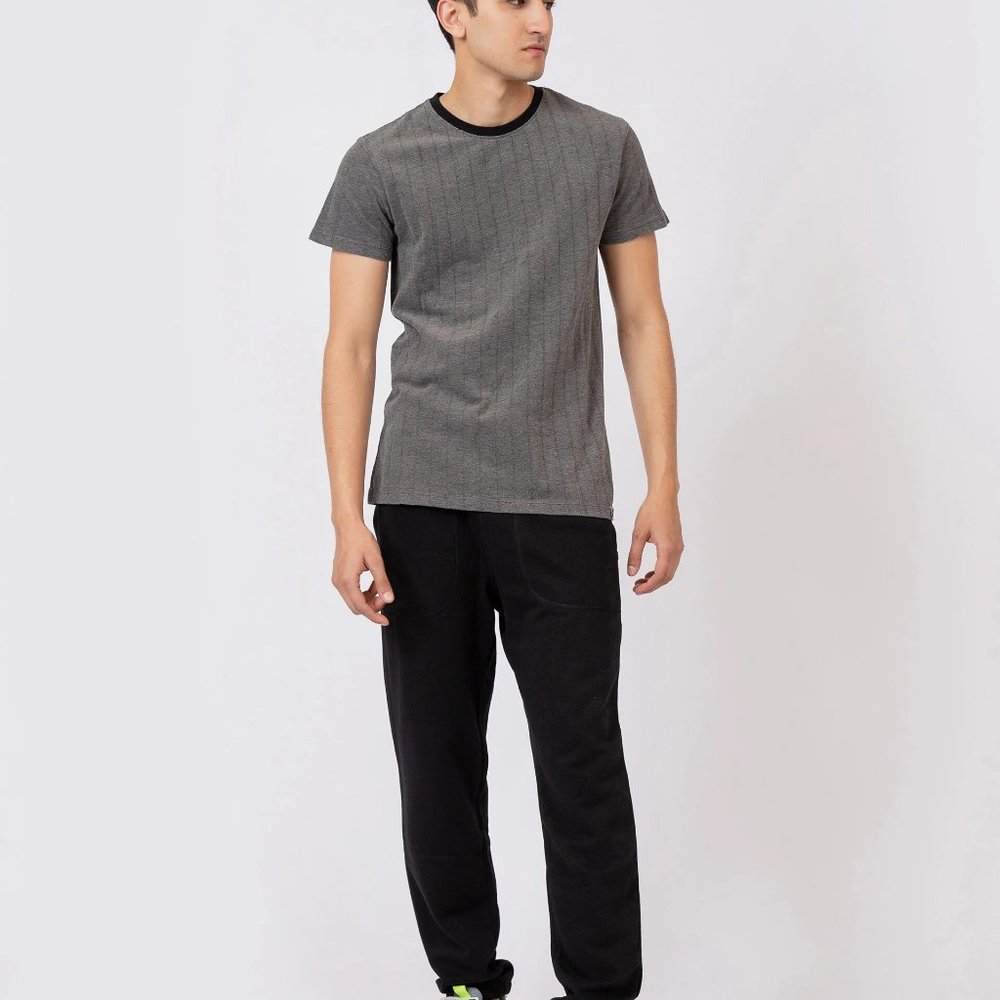 Textured Tee - Picture 3 of 4